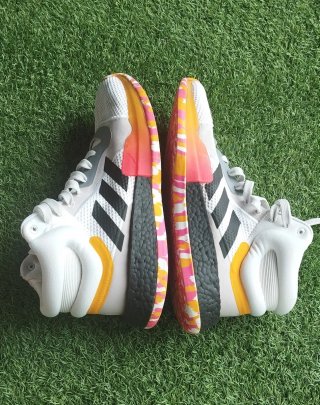 Adidas Marquee Boost Mid Talla 45 1/3