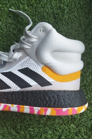 Adidas Marquee Boost Mid Talla 45 1/3