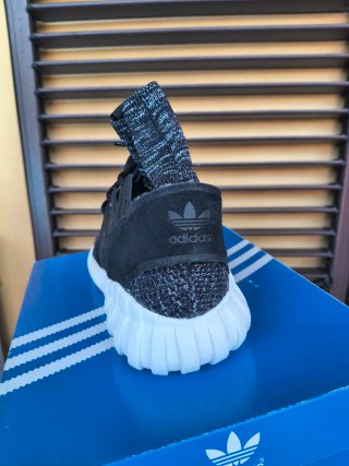 Adidas Tubular Doom PK 42 2/3 Nero/Bianco