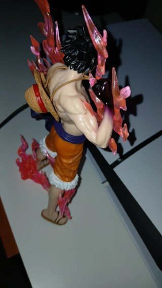 Figura Luffy Gear 5