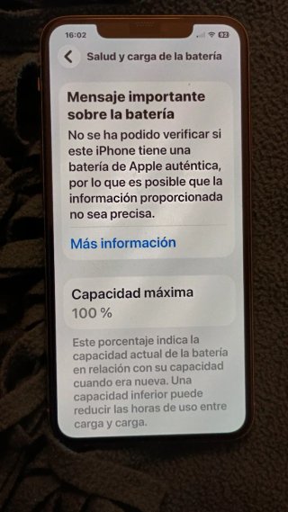 iPhone 11 Pro Max Plata/Blanco.usado aceptable