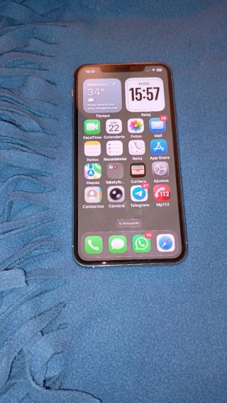 iPhone 11 Pro Max Plata/Blanco.usado aceptable
