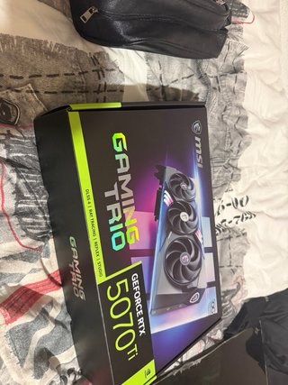 MSI RTX 5070 Ti Gaming Trio NUEVA