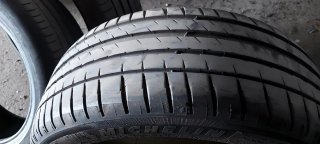 225/45 R19 96W