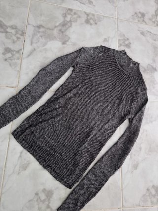 Blusa gola alta letfies com brilhos