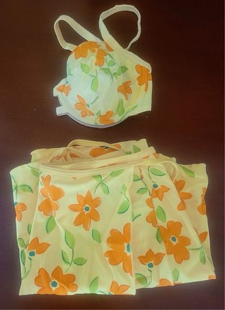 Conjunto Ory top yfalda floral talla 46 y top 100B