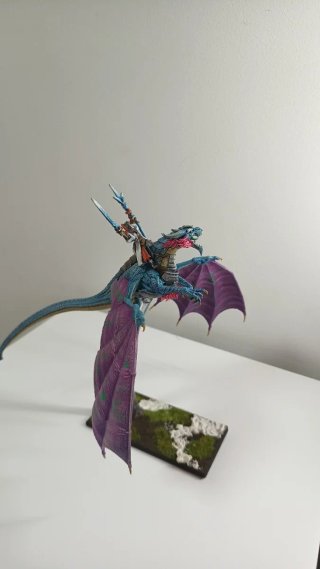 Warhammer Altos Elfos Mago Dragón