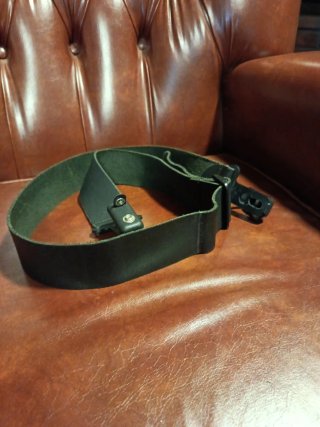 Correa de cuero para guitarra/bajo