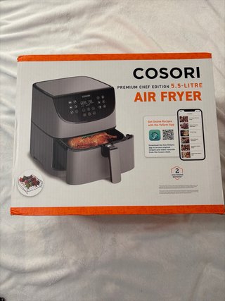 Freidora de aire Cosori 5.5L Nueva