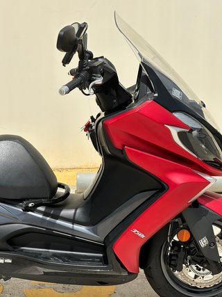 Kymco Superdink 350i Scooter