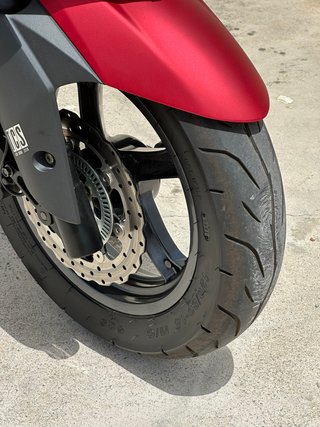Kymco Superdink 350i Scooter