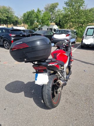 Honda CBR 600F 2005 Moto Deportiva Roja/Plata