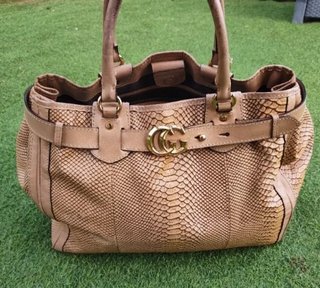 Bolso Gucci Piel Pitón Grande Beige/Oro