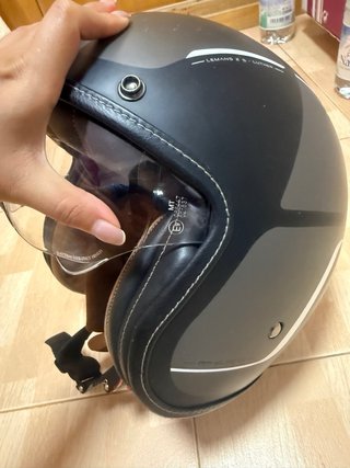casco jet de MT Helmets, talla M (57-58)