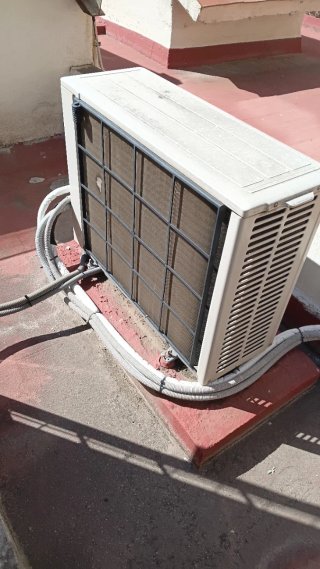 Instalación y reparación de aires acondicionados..