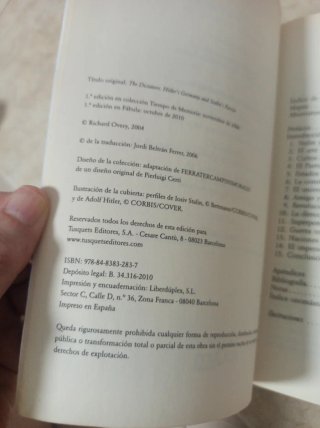 Libro Dictadores: Richard Overy