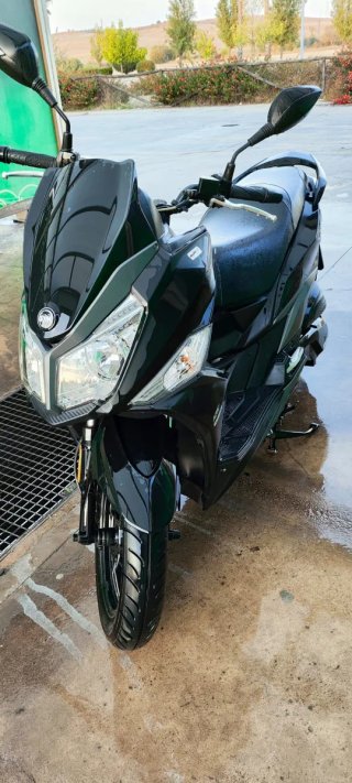 Moto Scooter SYM Jet 14 125 LC Negra