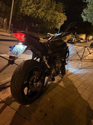 Hermosa Yamaha MT07 Naked 39.000 km