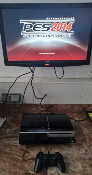 Playstation 3  vendo todo menos la tv hay 4 fotos