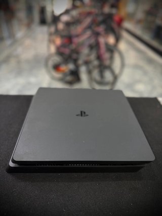 Playstation 4 Slim 1TB