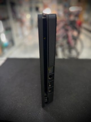 Playstation 4 Slim 1TB