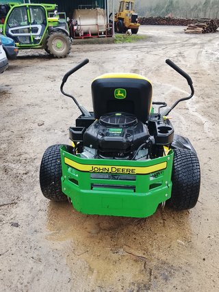 Cortacésped John Deere Z335E