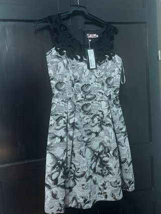 Vestido de fiesta sin estrenar con etiqueta