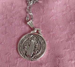 Medalla San Benito Cadena Acero Inoxidable