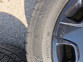 LLANTAS AUDI A8 D3 17” CON NEUMÁTICOS DE INVIERNO