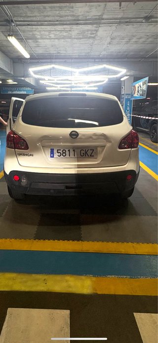 Nissan Qashqai 2010 pegatina c
