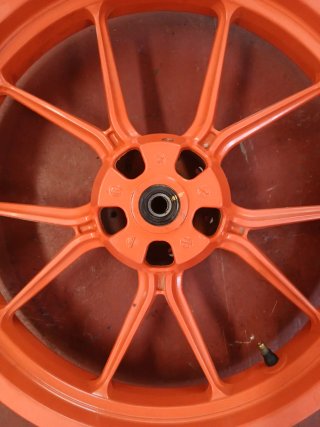 Llanta Delantera KTM RC125 Naranja