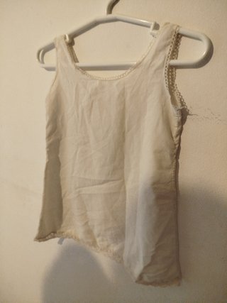 Camiseta tirantes encaje. Nueva