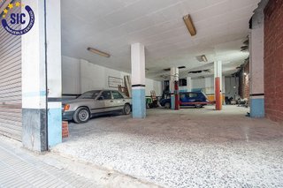Local comercial en venta en Zona Avenida al Vedat en Torrent