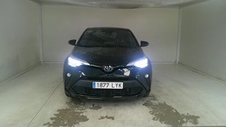 Por 337€ mes - TOYOTA C-HR 2.0 180H Advance