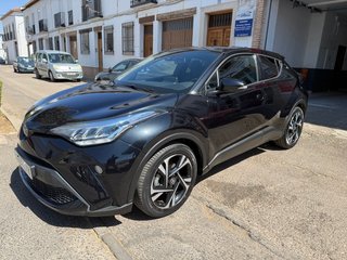 Por 337€ mes - TOYOTA C-HR 2.0 180H Advance