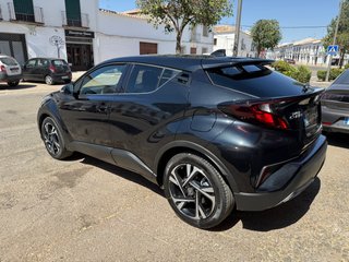 Por 337€ mes - TOYOTA C-HR 2.0 180H Advance