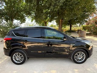 Ford Kuga 2.0 TDCI 140 cv año 2013 Titanium