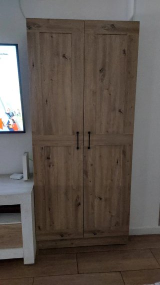 Mueble de madera para cocina o salón