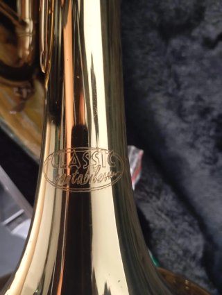 Trompeta Sib Classic Cantabile TR-30L + Estuche
