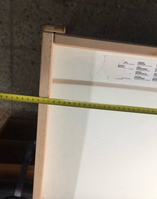 Cambiador IKEA madera y blanco