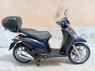 Piaggio Liberty 125 RST Scooter