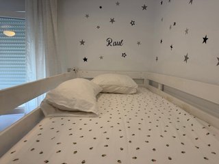 Litera de madera blanca Ikea