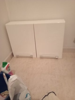 Armario de baño blanco, de colgar. Venta en person