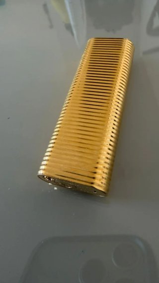 Accendino Cartier Dorato
