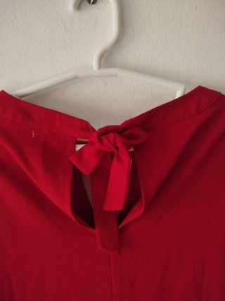 Vestido Naf Naf con etiqueta