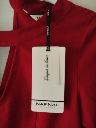 Vestido Naf Naf con etiqueta