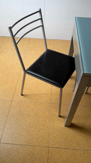 Mesa de cocina cristal y metal