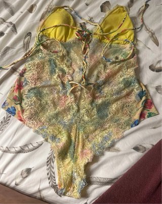 Bañador encaje floral multicolor