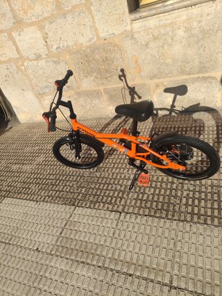 Bicicleta infantil 16 Btwin seminueva