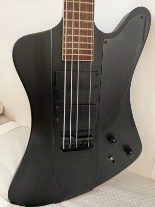 Bajo Eléctrico 5 cuerdas Negro